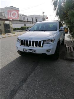 جیپ گراند شیرۆکی